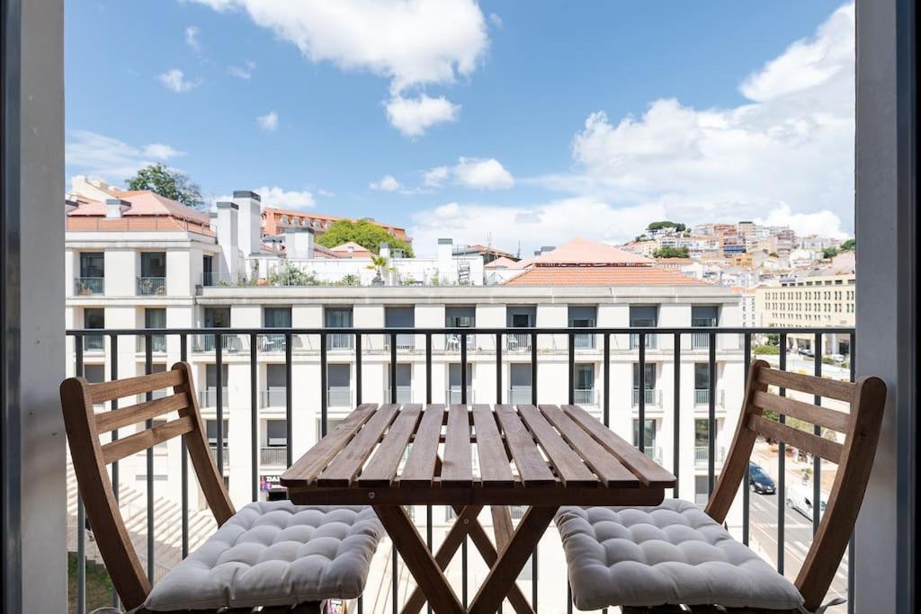 For The City Lovers- Downtown Lisbon- Free Parking Екстер'єр фото